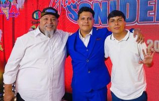 De noche son Sonidero La Suerte y de día montachoques en Mexico-Puebla