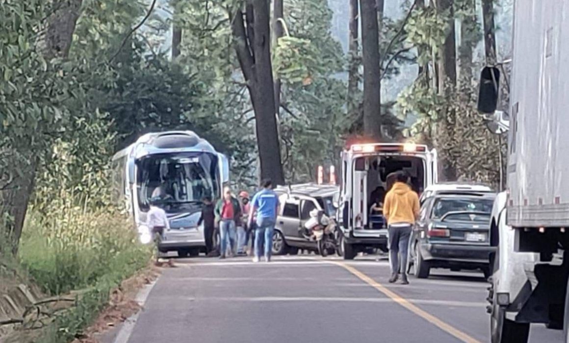 Deja a 5 heridos accidente en La Puerta-Sultepec; 1 está grave