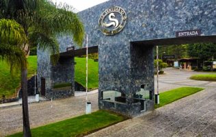 Denuncian colonos a administración de Fraccionamiento en Valle de Bravo