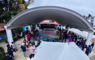 Entregan arcotecho en jardín de niños de Cuautitlán Izcalli
