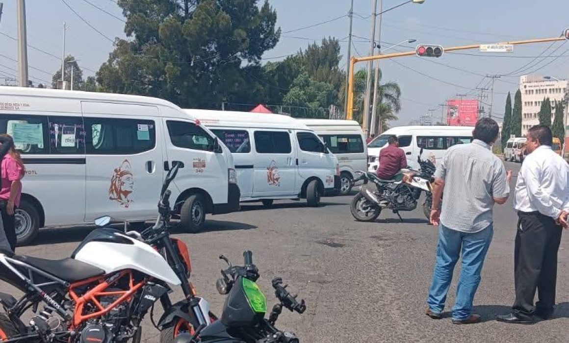Exigen transportistas en Neza destitución de juez por liberar a extorsionador