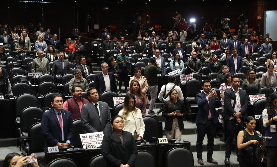 Honra Jesús Cuanalo valores familiares al pedir minuto de silencio por joven