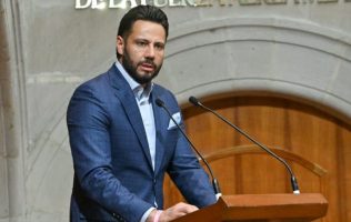 Impulsa Anuar Azar vialidades seguras y políticas humanas en Edomex