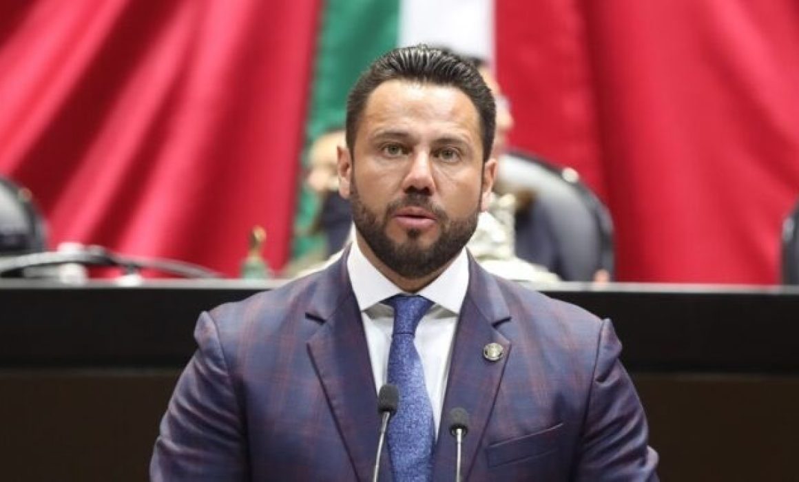 Impulsa Anuar Roberto Azar nueva ley para castigar el matrimonio infantil