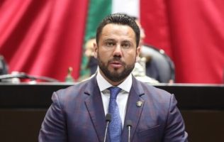 Impulsa Anuar Roberto Azar nueva ley para castigar el matrimonio infantil