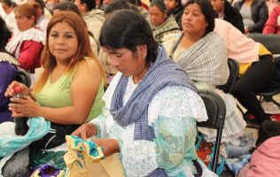 Impulsa programa Manos Mágicas Edomex el talento artesanal en Villa de Allende