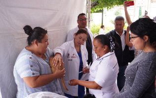 Impulsa vacunación antirrábica Edomex con miles de dosis aplicadas