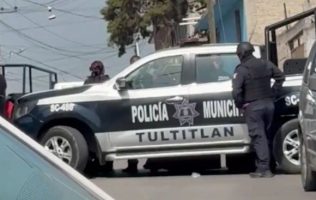 Matan a balazos a dos personas a bordo de su moto en Tultitlán