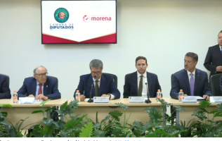 Pactan Gobierno y refresqueros reducir azúcar y reformulación