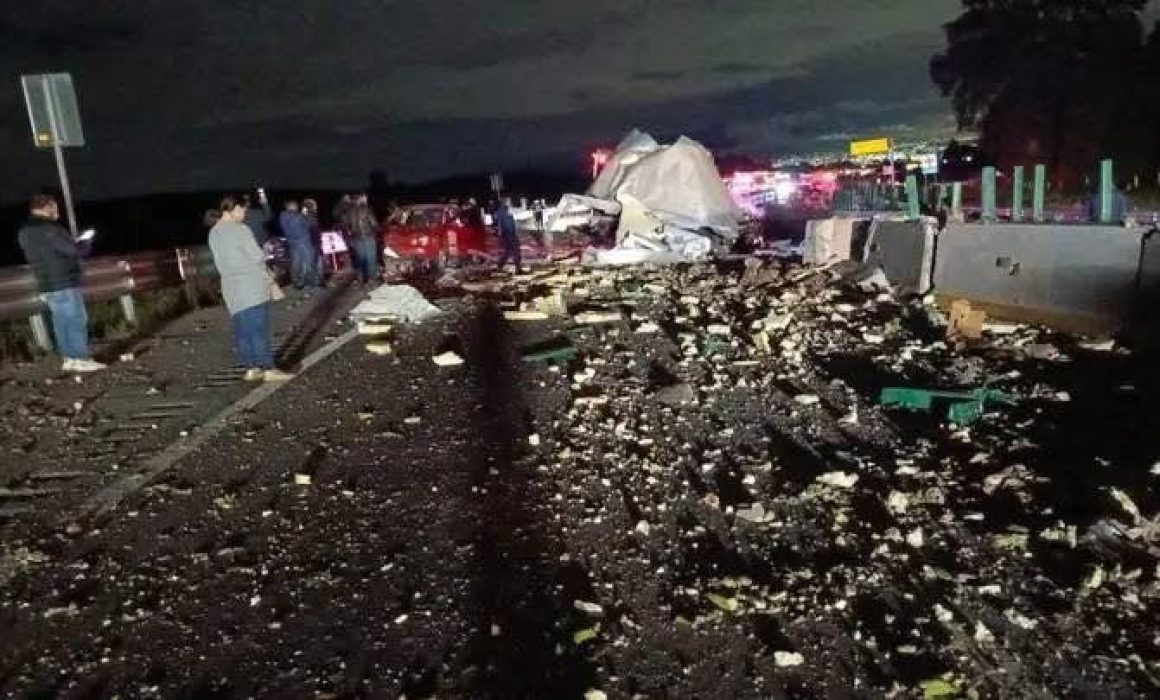 Provoca choque múltiple cierre total en la autopista México–Puebla
