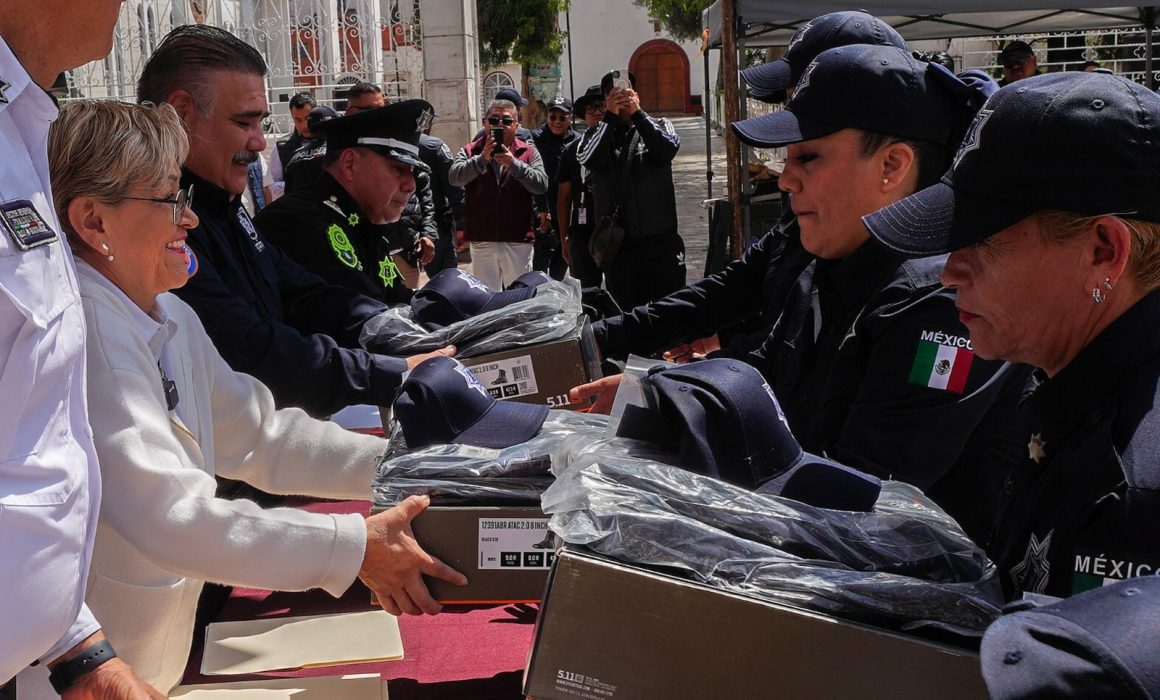 Reconocen en Los Reyes La Paz labor y heroísmo de cuerpos de emergencia