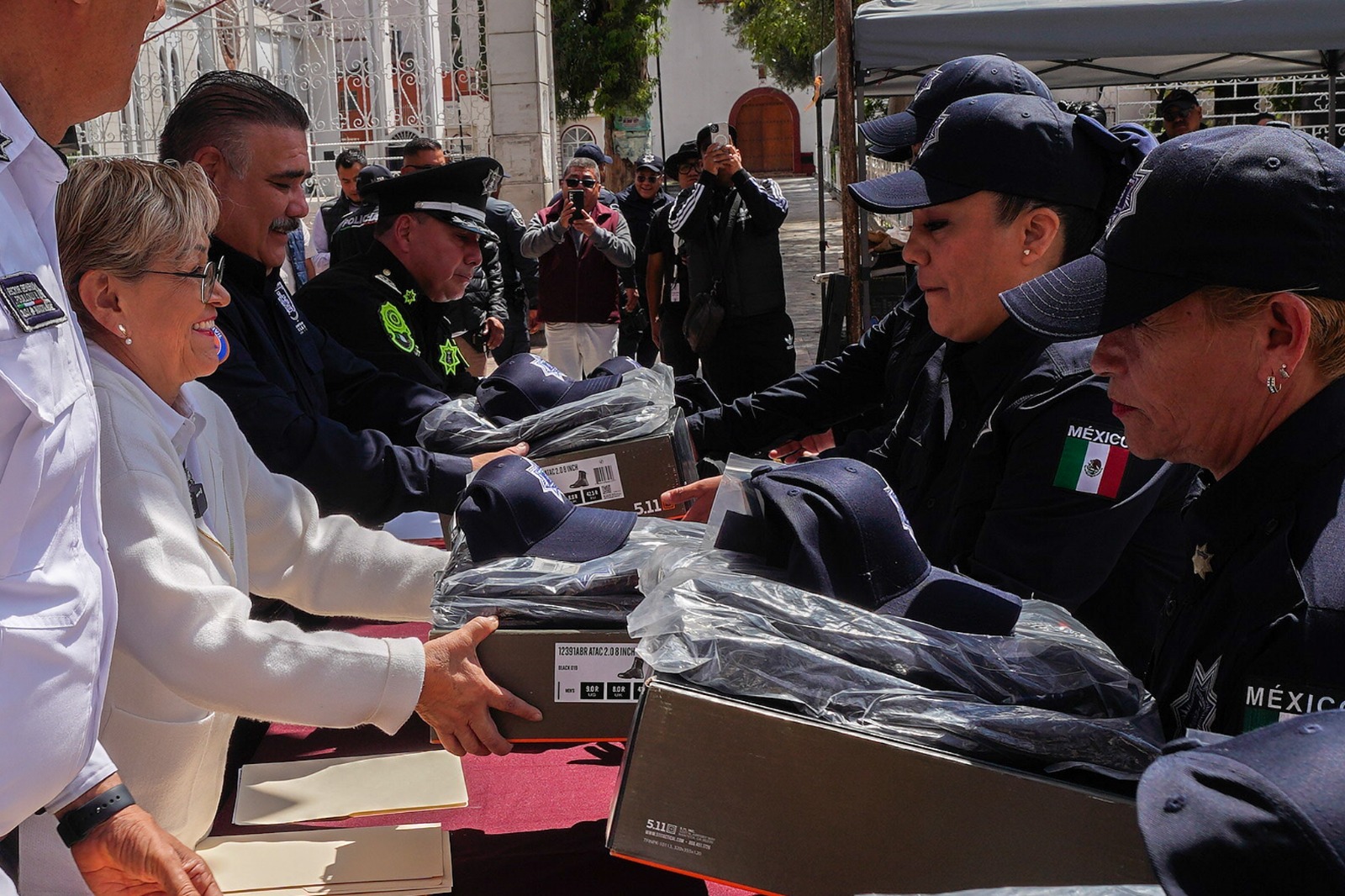 Reconocen en Los Reyes La Paz labor y heroísmo de cuerpos de emergencia ...