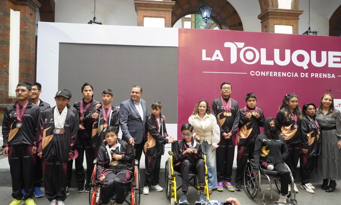 Reconocen en Toluca a atletas paralímpicos por sus logros nacionales