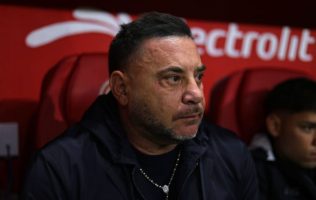 Rescata Mohamed seguir con liderato general a pesar del empate
