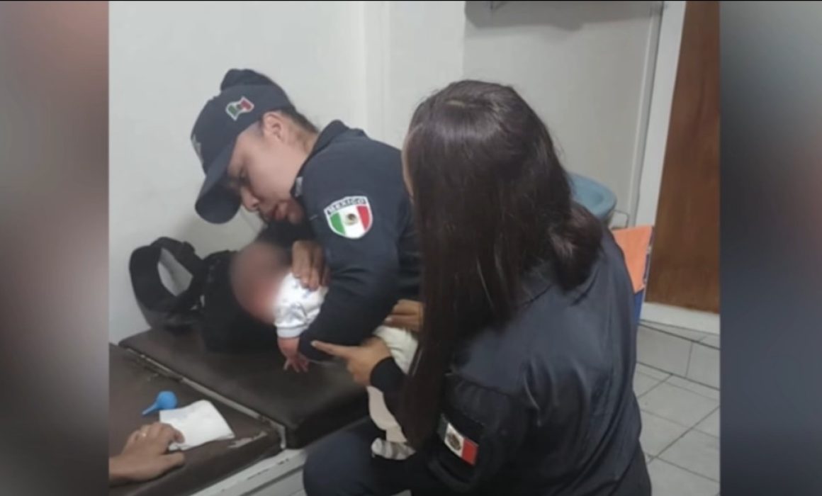 Salvan municipales de Ecatepec la vida de un bebé asfixiado
