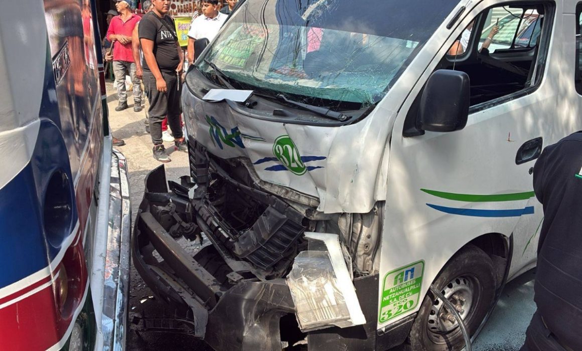 Se registra fuerte carambola en Ecatepec