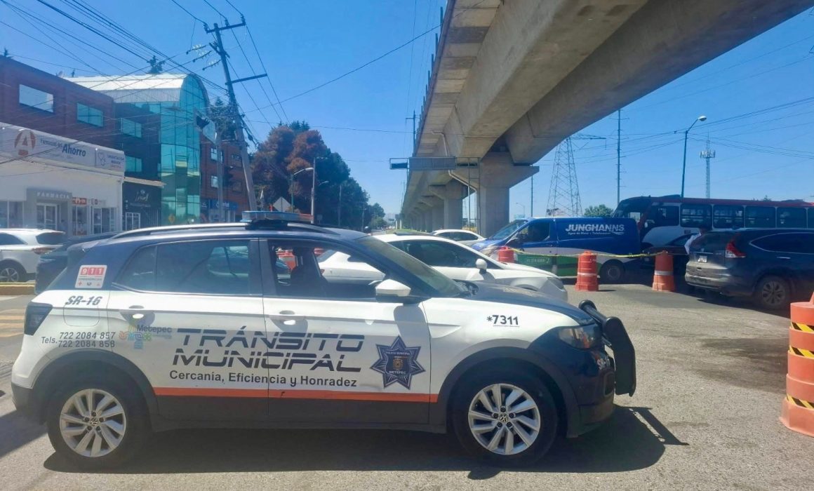 Se suman trabajadores del SAT de Toluca y Metepec a protesta nacional