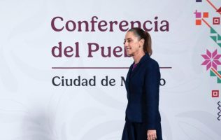Si farmacéuticas no podían cumplir, no debieron concursar Sheinbaum