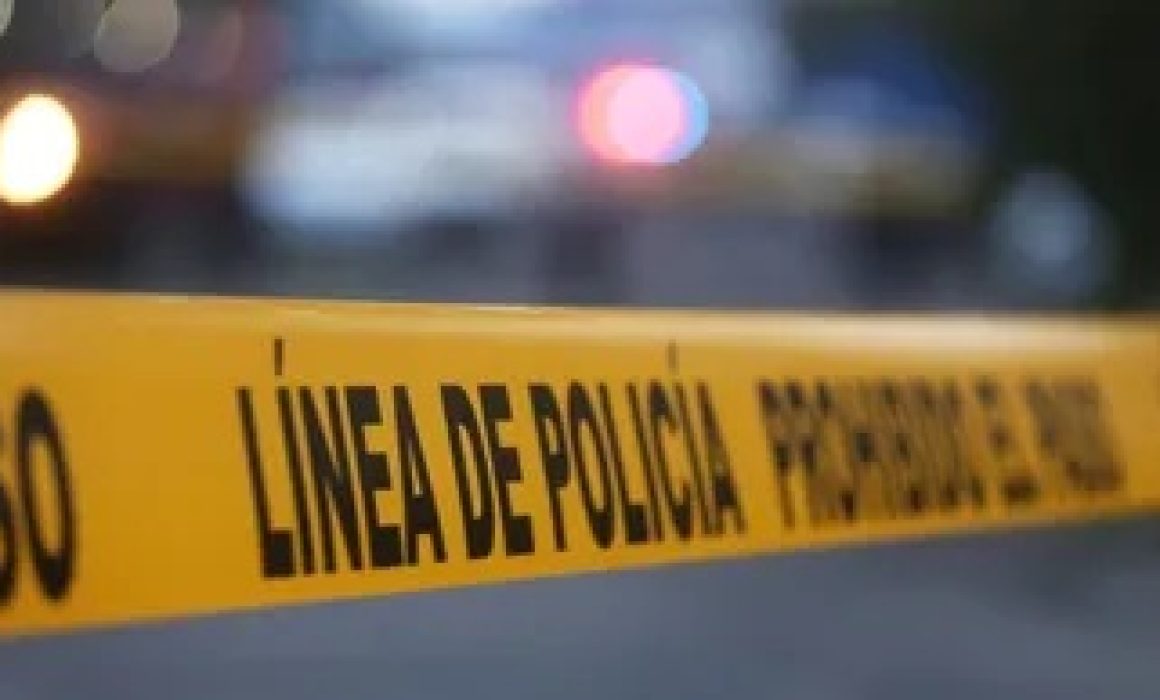 Ultiman a balazos a conductor dentro de su auto en Nezahualcóyotl