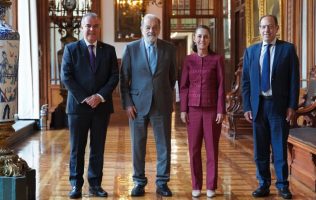 Abordan Sheinbaum, Slim y presidente del CCE pronósticos de la economía