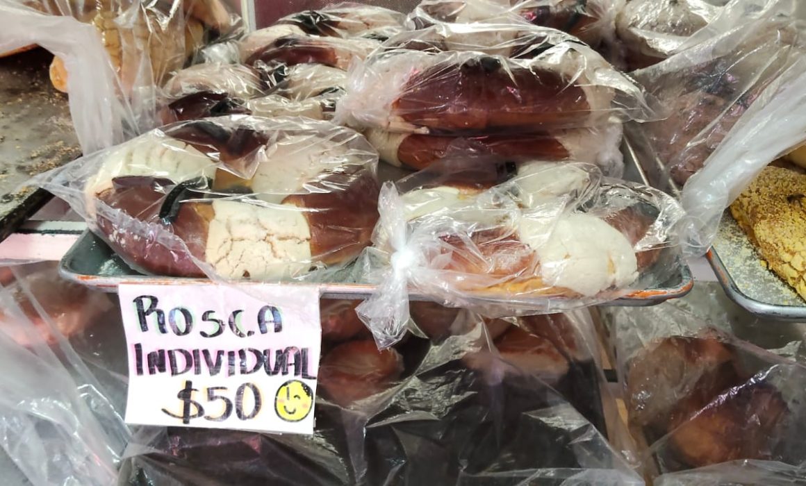 Adelantan venta de roscas de Reyes y sorprenden a vecinos en Huehuetoca