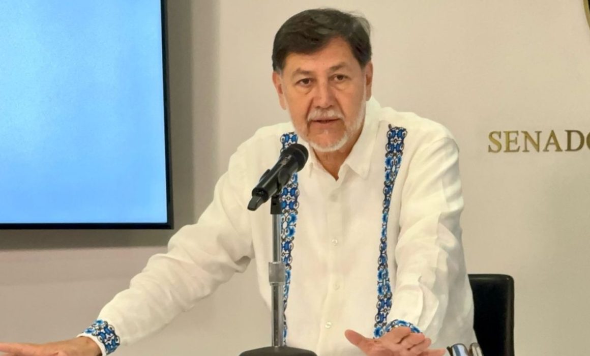 Arremete Fernández Noroña contra Grecia Quiroz y la llama fascista