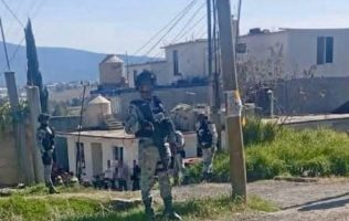 Balean a mujer en Jilotepec; buscan a su pareja sentimental