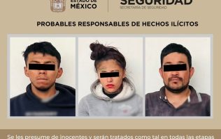 Caen 3 con motocicleta robada, drogas y cartuchos en Teotihuacán
