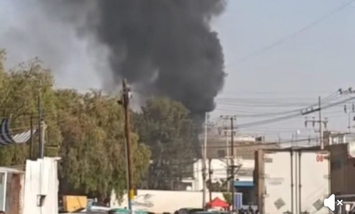 Controlan incendio en empresa de químicos en Cuautitlán Izcalli