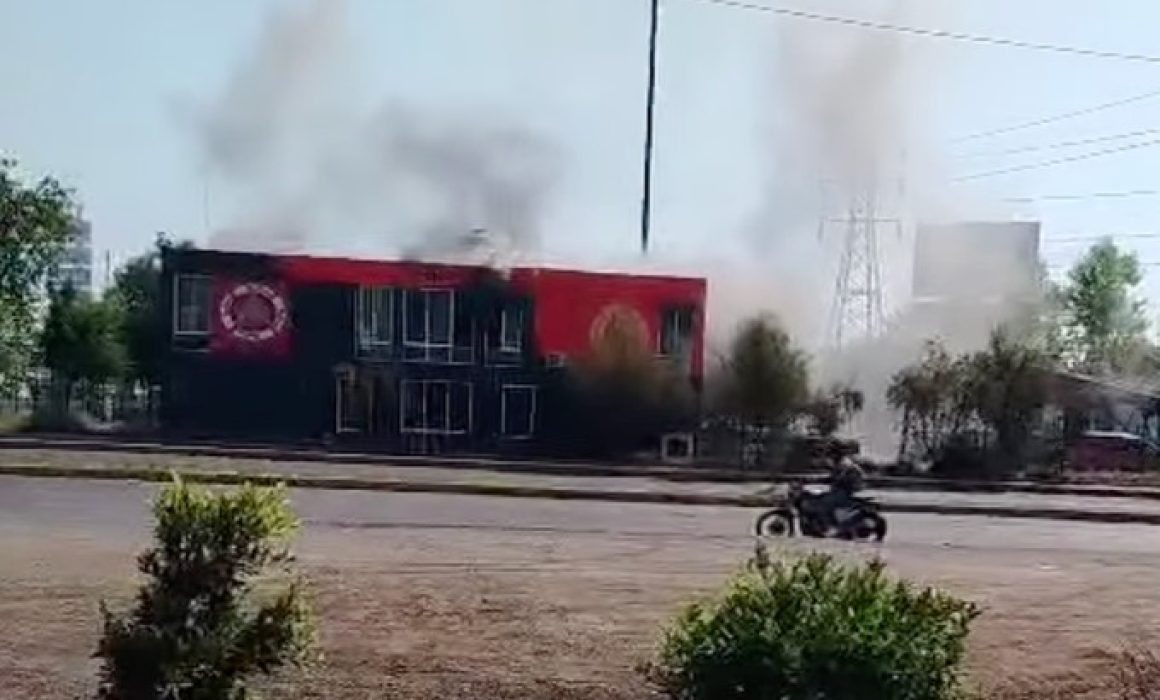 Controlan incendio por explosión en Protección Civil de Nezahualcóyotl