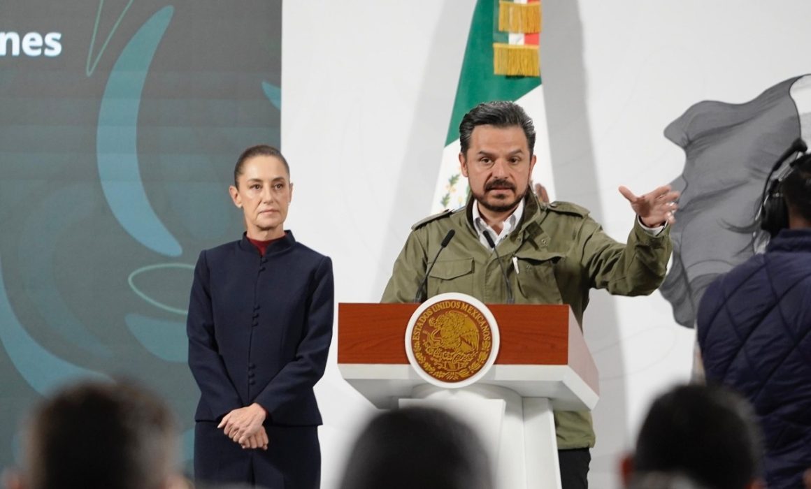 Denuncias de corrupción y muerte manchan gestión de Zoé Robledo en IMSS