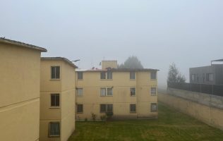 Despierta el valle de Toluca con heladas y neblina; hay baja visibilidad vial