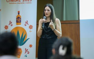 Destaca Melissa Pérez-Segnini crecimiento de redes sociales de Quadratín