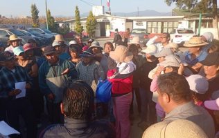 Dialogan vecinos de San Nicolás con autoridades de Toluca por el agua