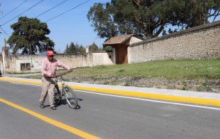 Entrega Manuel Vilchis nueva vía que mejora movilidad en Zinacantepec