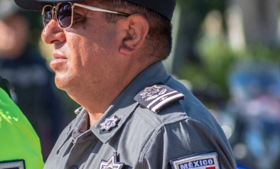 Exhiben al comisario de Valle de Chalco blindado mientras reina la violencia