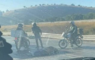 Fallece motociclista en el entronque del CEM con la Méx-Qro, Huehuetoca
