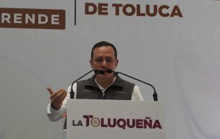 Firma Ricardo Moreno Convenio con IMSS para dar seguro a toluqueños