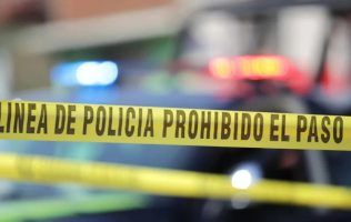 Hallan cuerpo calcinado junto al Circuito Exterior Mexiquense en Texcoco