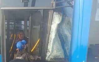 Ignoran autoridades a heridos del choque de Trolebús en Santa Marta
