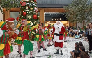 Trae la magia de la Navidad Mumuso; encanta a grandes y chicos