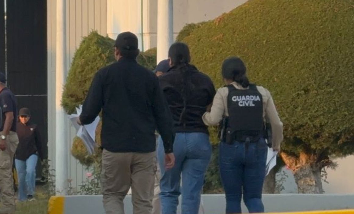 Ingresan al penal de Mil Cumbres los 7 escoltas de Carlos Manzo