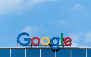 Investiga la UE a Google por degradar portales de medios de comunicación