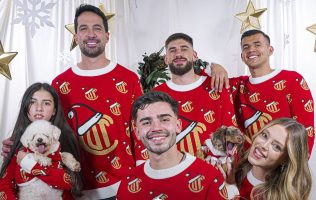 Lanzan los Diablos rojos del Toluca su nuevo suéter navideño