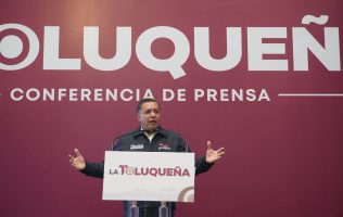 Llama Ricardo Moreno a la verificación de autos por Hoy No Circula