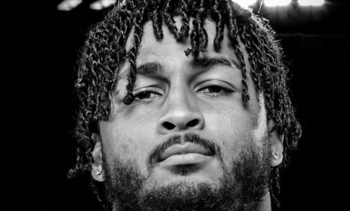 Muere Marshawn Kneeland, jugador de Dallas