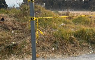 Muere joven al derrapar en moto cerca de Plaza Santín en Toluca