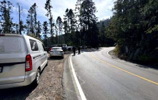 Muere menor de edad biker en Zinacantepec; derrapó contra un auto