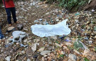 Pierde la vida abuelito tras caer de un barranco en Santo Tomás