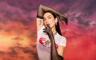 Pone Dua Lipa su taquería en México